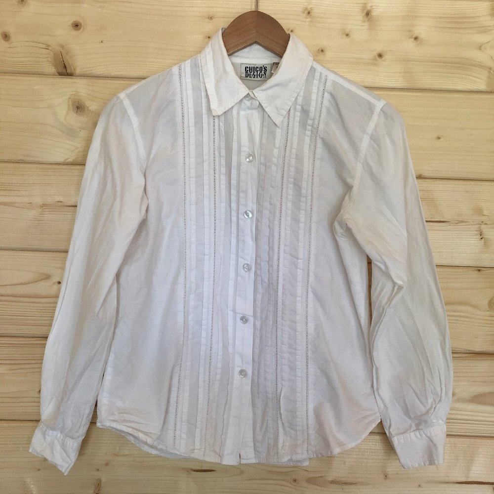 Chico's Women Sz 0 White  button down 100% cotton